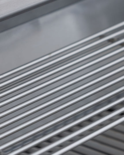 Blaze BCM 32-Inch 4-Burner Gas Grill